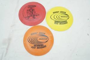 lot 117 image: Red, Orange, Yellow Golf Discs