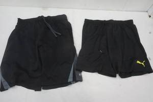 lot 153 image: Mens Black Basketball shorts XL