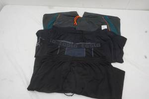 lot 156 image: Mens Basketball Shorts
