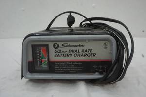 lot 189 image: Schumacher 62 AMP Battery Charger