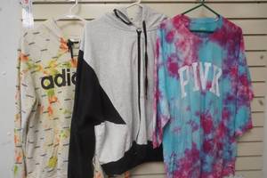 lot 256 image: Womens Clothing XL