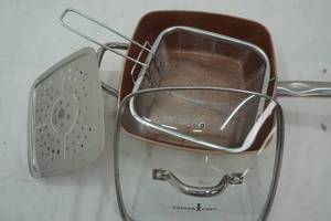 lot 280 image: Copper Chef Pot With Accessories