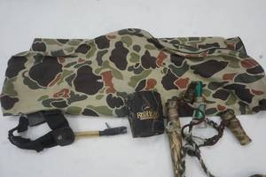 lot 282 image: Hunting Gear
