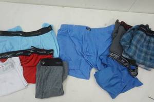 lot 283 image: Mens New L and XL Boxers
