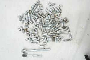 lot 375 image: Tools