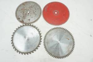 lot 394 image: Garage Supplies