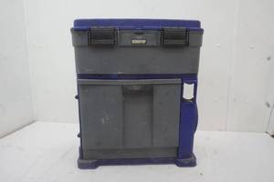 lot 417 image: Benchtop tool box