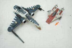 lot 421 image: Star Wars collectibles