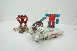 lot 422 image: Transformers