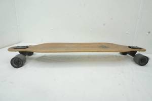 lot 425 image: Axis board