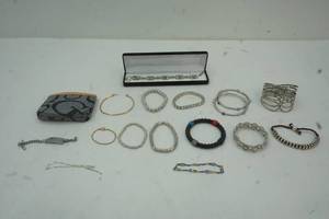lot 445 image: fashion bracelets
