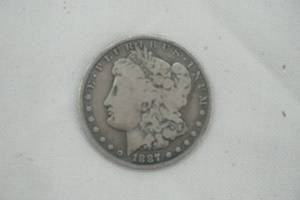 lot 459 image: Morgan Dollar