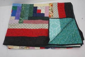 lot 465 image: quilt