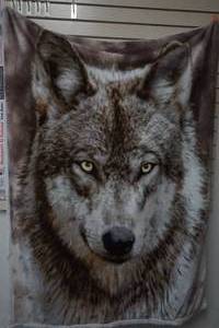 lot 466 image: plush blanket