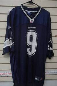 lot 490 image: Cowboys Jersey