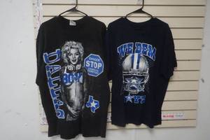 lot 493 image: novelty tees