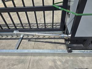 lot 2 image: Electronic Double Gate 16