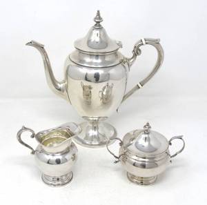 lot 7 image: Sterling Silver creamersugar  Gorham