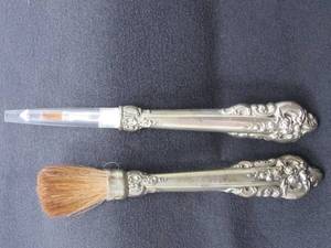 lot 8 image: Stunning and stylish Wallace Sterling Silver Makeup brushes  Grand Baroque