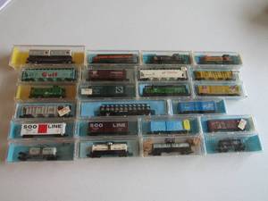 lot 53 image: Trains Atlas train bundle