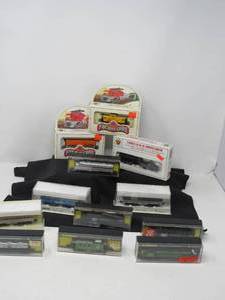 lot 58 image: Trains 12 Bachman trains