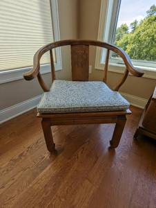 lot 34 image: Gabberts   Asian style side chair