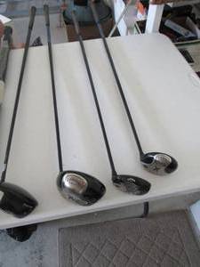 lot 121 image: Golf Goodies Calloway  FT-5, x-460, x-24,x-19  and accessories