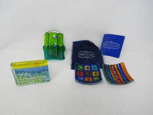 lot 132 image: 3 pc art glass set