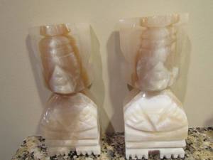 lot 143 image: Bookends
