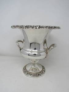 lot 153 image: Champagne cooler   International Silver 550