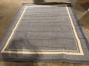 Hampton Bay Amberview Blue 8 ft. X 10 ft. Border IndoorOutdoor Area Rug Customer Returns See Pictures