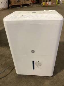 GE 35 pt. Dehumidifier with Smart Dry for Bedroom, Basement or Very Damp Rooms up to 3000 sq. ft. in White  Customer Returns See Pictures