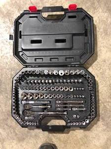 Husky 144-Position 14 in. and 38 in. Drive Mechanics Tool Set (125-Piece)   Customer Returns See Pictures