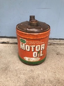 lot 207 image: Vintage Farm-Oyl Motor Oil Metal Can
