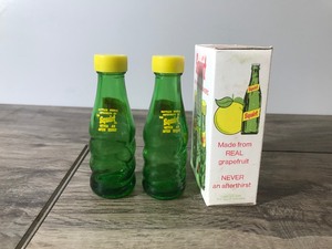 lot 240 image: Vintage 1974 Squirt Salt & Pepper Shakers in Original Box