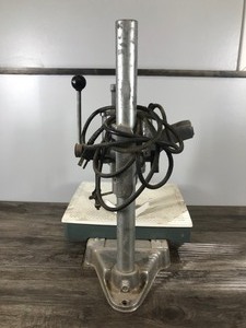 lot 253 image: Vintage Drill Press Sears  Craftsman Model No. 335.25987