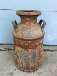 lot 326 image: Vintage Milk Can