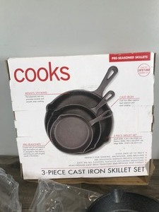 lot 333 image: 3 - Piece Cast Iron Skillet Set - Never been used