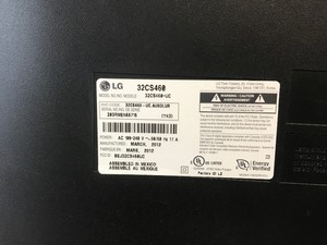 lot 345 image: LG 32in Flat Screen TV Model #32CS460-UC