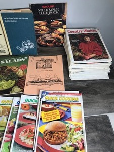 lot 358 image: Lot of Cook Books, Magazines & More