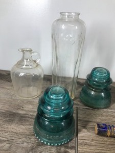 lot 369 image: Lot of Vintage Bottles, Glass Insulators & Cobalt Blue Strain Insulator