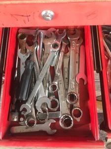 lot 384 image: 6 Drawer Tool Box Full of Tools - 3 Small Drawers of Tools were not Taken out and Not Included in the Main Picture - See Pictures