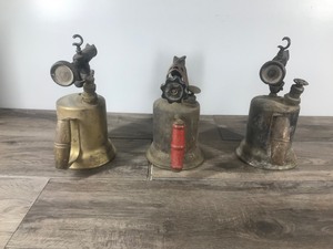 lot 385 image: 3 - Vintage Brass Blow Torches