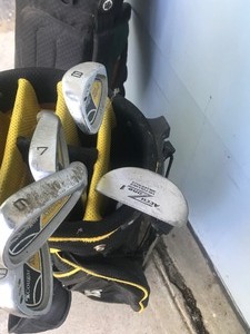 lot 390 image: 2 - Golf Bags - Golf Clubs - Golf Balls & Accessories
