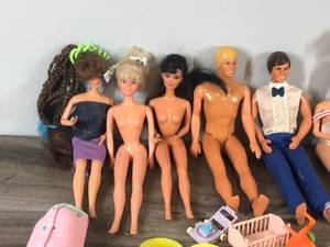 lot 409 image: Lot of Barbie Dolls - Accessories & More