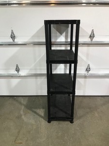 lot 437 image: 4 Tier Plastic Shelf