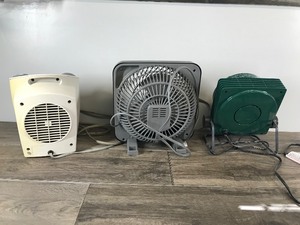 lot 457 image: 1 Fan & 2 Electric Heaters