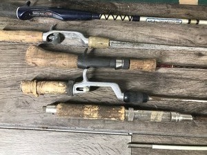 lot 467 image: Lot of 7 Fishing Rods - list of rods is listed in description