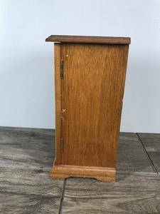 lot 470 image: Vintage Floral Graphic Wood Jewelry CabinetBox - The Commodore By Rosalco