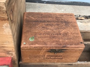 lot 521 image: Lot of Wooden Boxes & More